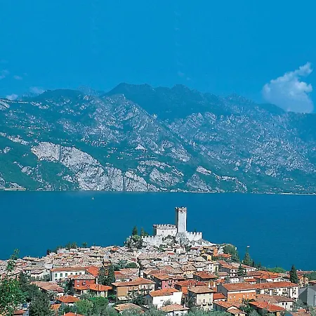 Casa Rosa-2 By Interhome * Malcesine